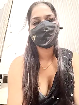 Snapshot of indianliza chatting on April 5, 1:25 am indianliza online show from April 5, 1:25 am