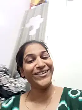 Snapshot of indianliza chatting on April 22, 3:24 pm indianliza online show from April 22, 3:24 pm