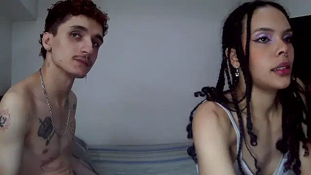 Snapshot of TheKing6ix9ine69 chatting on January 7, 7:20 am TheKing6ix9ine69 online show from January 7, 7:20 am