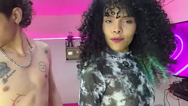 Snapshot of TheKing6ix9ine69 chatting on July 29, 11:03 pm TheKing6ix9ine69 online show from July 29, 11:03 pm
