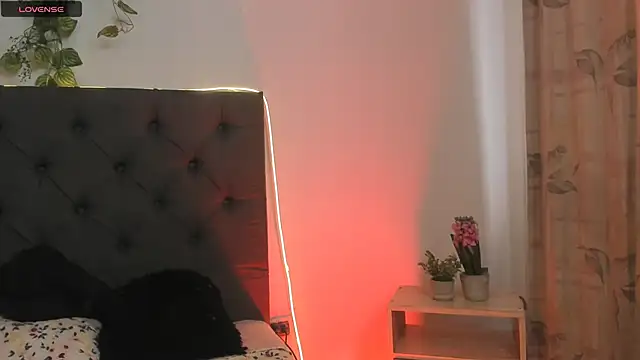 lanna bx online show from February 26, 8:19 pm