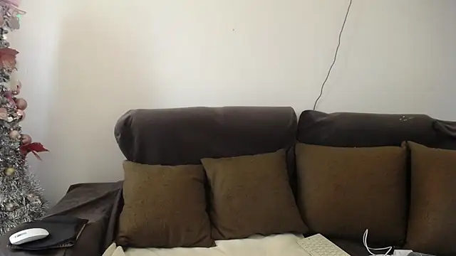 sara winehouse1 online show from January 16, 3:02 pm