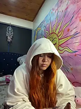 Snapshot of sara_winehouse1 chatting on March 11, 3:45 am sara winehouse1 online show from March 11, 3:45 am