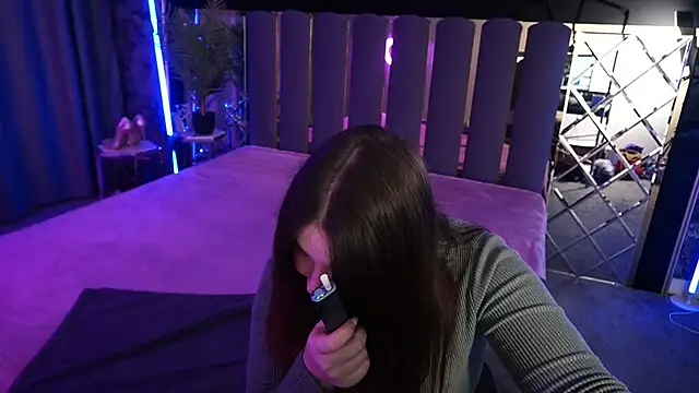 Snapshot of RosieMoons chatting on November 4, 8:19 pm RosieMoons online show from November 4, 8:19 pm