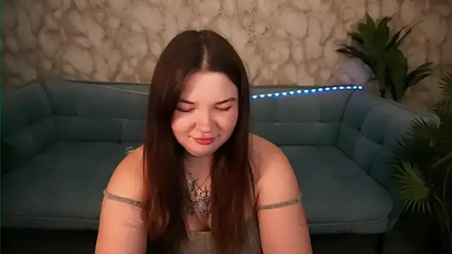 Snapshot of RosieMoons chatting on November 5, 8:31 pm RosieMoons online show from November 5, 8:31 pm