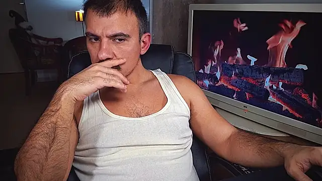 officeman7 online show from December 20, 5:51 pm