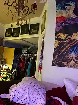 Snapshot of sexyasscougar chatting on March 8, 1:25 pm sexyasscougar online show from March 8, 1:25 pm