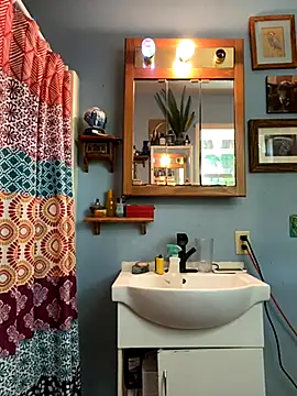 Snapshot of sexyasscougar chatting on October 5, 6:39 pm sexyasscougar online show from October 5, 6:39 pm