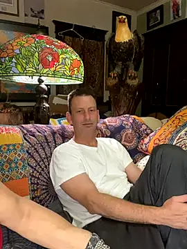 Snapshot of sexyasscougar chatting on October 18, 2:47 am sexyasscougar online show from October 18, 2:47 am