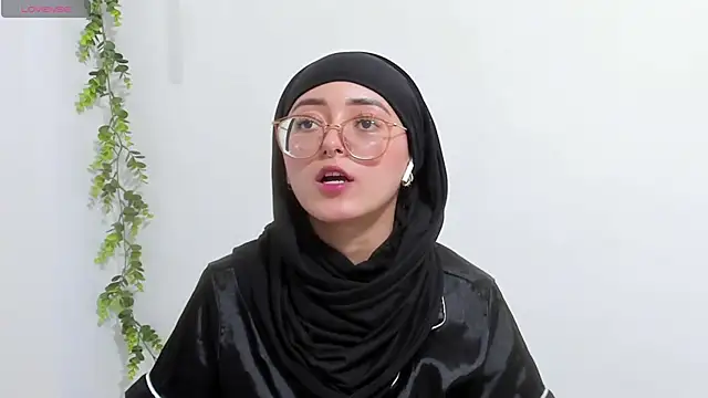 aysel elid online show from January 13, 10:35 pm