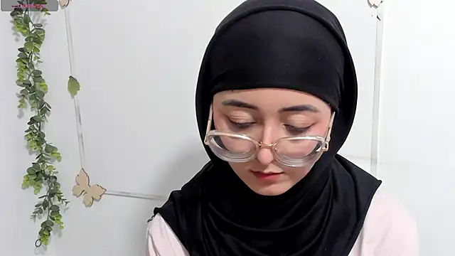 aysel elid online show from April 30, 1:56 am