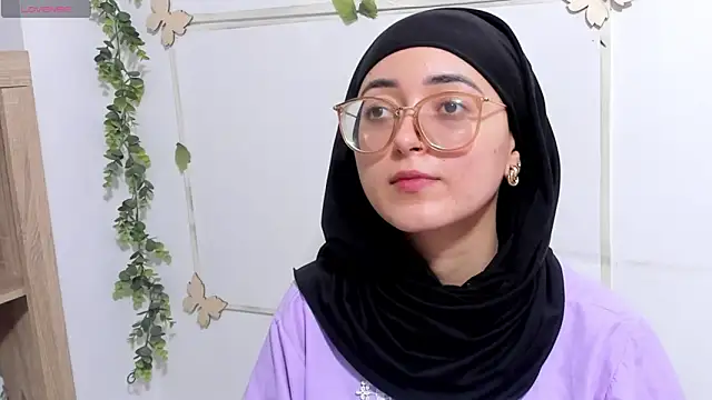 aysel elid online show from June 6, 8:24 pm