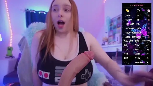 Snapshot of _Yummy_Girl_ chatting on February 2, 9:19 am Yummy Girl online show from February 2, 9:19 am