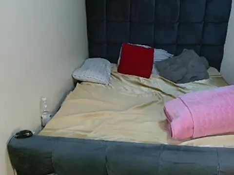 Snapshot of Kimberllie_s chatting on February 28, 8:53 am Kimberllie s online show from February 28, 8:53 am