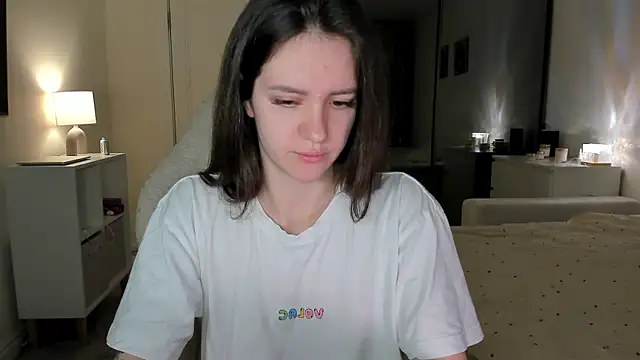 Sonia moon  online show from October 19, 2:56 am