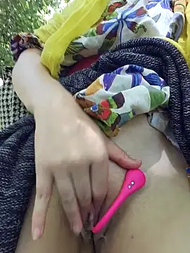 Exhibitionsplit online show from September 14, 12:48 pm