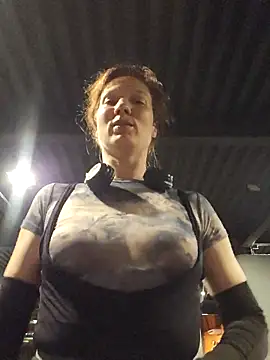 Exhibitionsplit online show from September 21, 9:38 pm