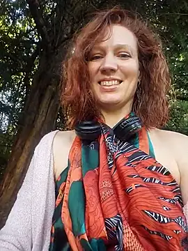 Exhibitionsplit online show from October 1, 2:34 pm