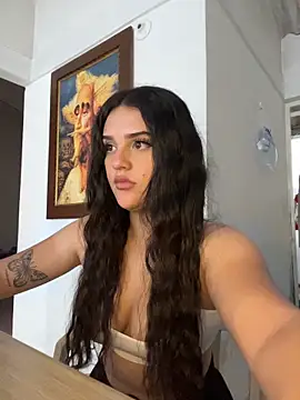 Snapshot of violet-333 chatting on June 10, 7:02 pm violet-333 online show from June 10, 7:02 pm