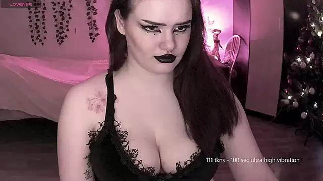 strawberry elfcat online show from December 13, 3:05 am