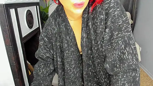 Snapshot of RedHeadBridget chatting on January 14, 10:59 am RedHeadBridget online show from January 14, 10:59 am