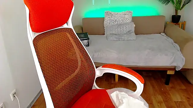 Snapshot of RedHeadBridget chatting on January 30, 8:54 am RedHeadBridget online show from January 30, 8:54 am