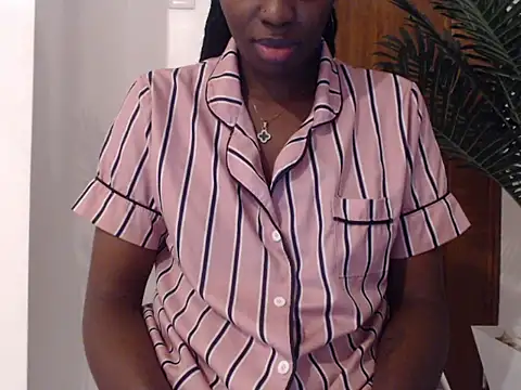 black   ghodess online show from January 16, 7:23 am