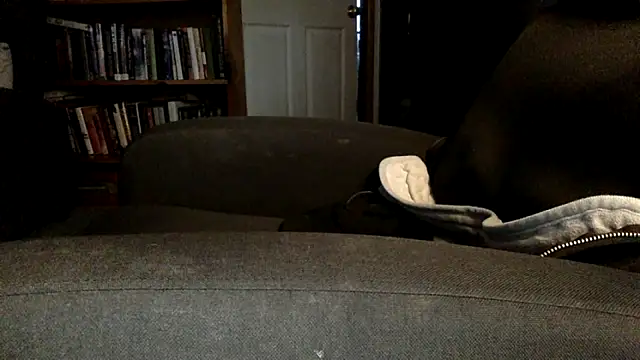 Thorandkitty online show from December 18, 1:39 pm