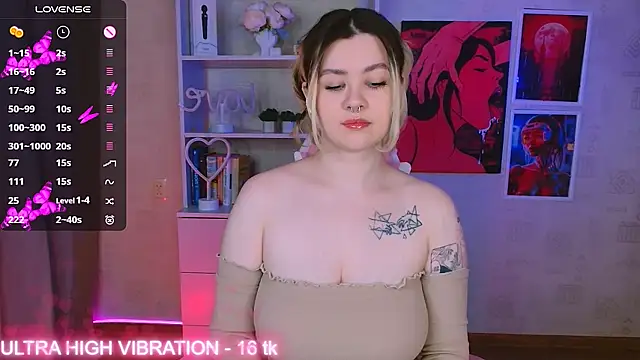 Snapshot of cutie_mili chatting on February 13, 9:38 pm cutie mili online show from February 13, 9:38 pm