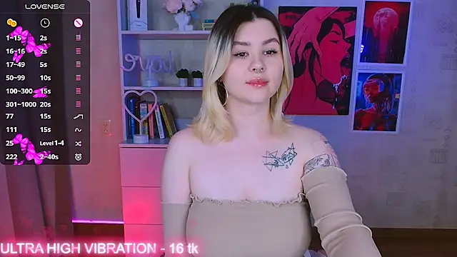 Snapshot of cutie_mili chatting on February 27, 7:23 am cutie mili online show from February 27, 7:23 am