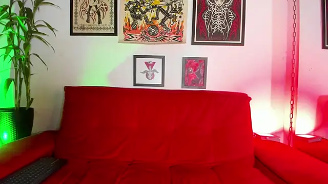 irregular fetish  online show from June 17, 11:05 pm