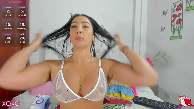 VenussVega online show from November 15, 12:45 pm