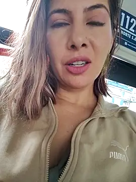 scarlett moore online show from October 6, 1:52 pm