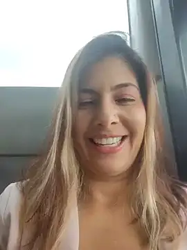 Snapshot of scarlett_moore chatting on May 11, 4:59 pm scarlett moore online show from May 11, 4:59 pm