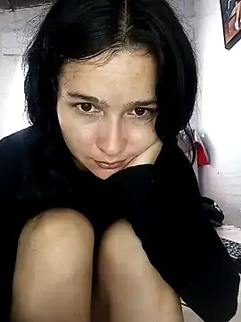 EmilySwaan online show from December 1, 7:36 pm