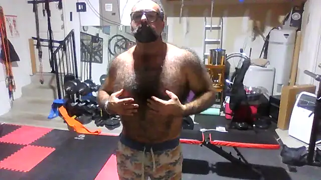 Snapshot of chainjulious chatting on October 28, 12:52 pm chainjulious online show from October 28, 12:52 pm