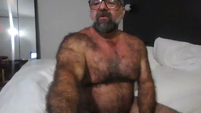 Snapshot of chainjulious chatting on June 5, 12:39 am chainjulious online show from June 5, 12:39 am