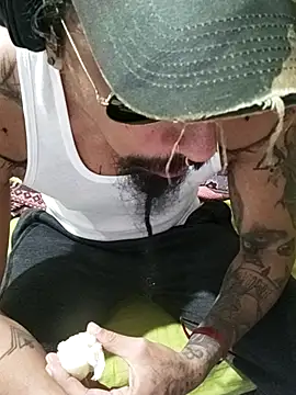 Snapshot of iirgastam3 chatting on February 25, 11:36 pm iirgastam3 online show from February 25, 11:36 pm