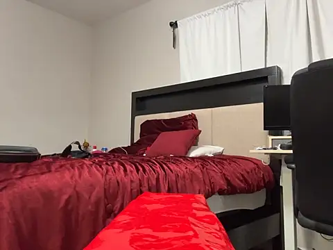 Snapshot of Intokink06 chatting on September 27, 2:49 am Intokink06 online show from September 27, 2:49 am