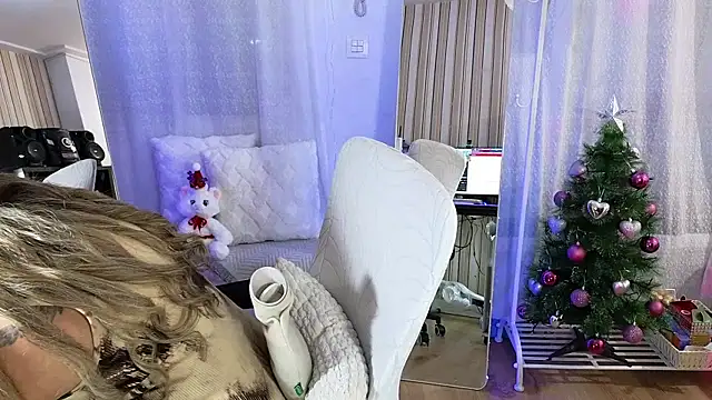 Tawny cox online show from December 22, 12:24 pm