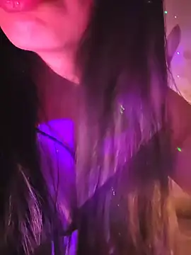 aloneathome online show from March 10, 2:22 pm