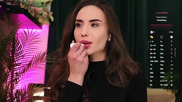 Snapshot of BabyYoda- chatting on November 8, 6:40 pm BabyYoda- online show from November 8, 6:40 pm