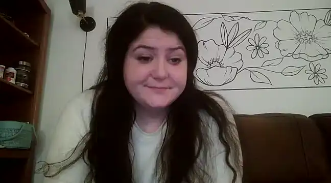 Snapshot of creativescholar1992 chatting on March 14, 5:16 am creativescholar1992 online show from March 14, 5:16 am