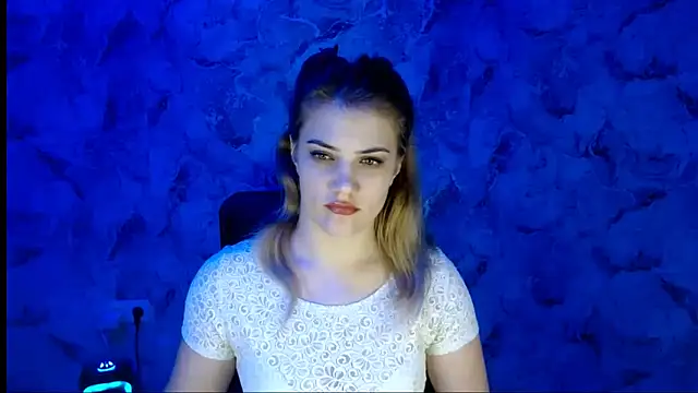 Snapshot of nika_gold1 chatting on February 26, 5:23 pm nika gold1 online show from February 26, 5:23 pm