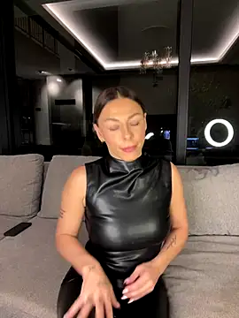 Snapshot of SexOnMyLvL chatting on October 31, 9:16 pm SexOnMyLvL online show from October 31, 9:16 pm