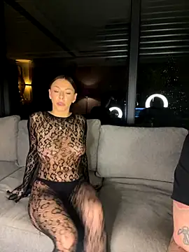 Snapshot of SexOnMyLvL chatting on November 20, 9:36 pm SexOnMyLvL online show from November 20, 9:36 pm