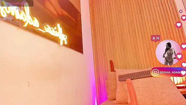 Snapshot of sofhiaa_adaams chatting on July 24, 10:41 pm sofhiaa adaams online show from July 24, 10:41 pm