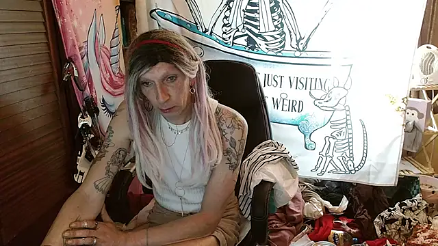 Ombeline1 online show from March 10, 1:49 pm