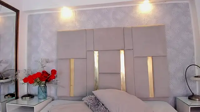 Camilaa Sanchez  online show from February 5, 12:32 pm