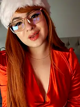 Snapshot of Lia_Hurley chatting on December 24, 6:17 pm Lia Hurley online show from December 24, 6:17 pm